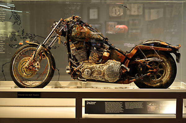 001-tsunami-harley-davidson.jpg