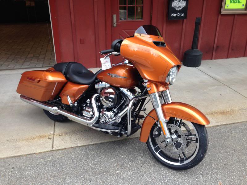 Name:  StreetGlide_zps204b137a.jpg
Views: 231
Size:  82.9 KB