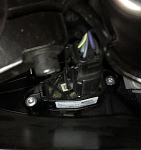 Has anyone installed fairing mount aux power switch - 16 RGS-photo649.jpg