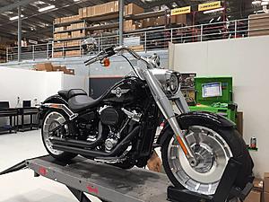 2018 fatboy with pipes and bars-hd1.jpg