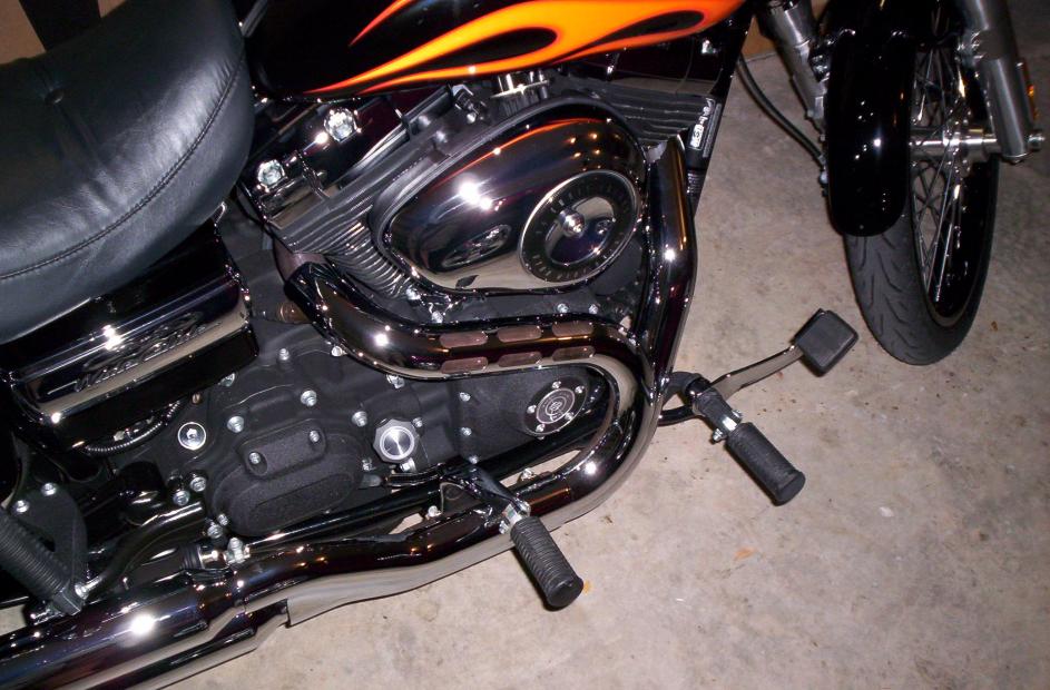 dyna mid control peg mounts