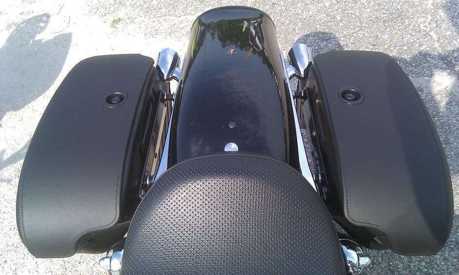 Saddlebags on fat bob ? - Harley Davidson Forums