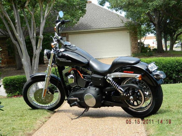 Front AND BACK tank lift Pics - 07 Street Bob - Harley Davidson Forums