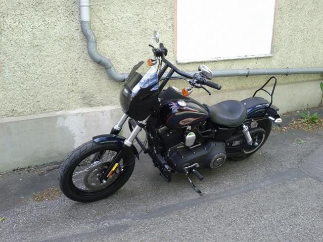 dyna street bob sissy bar