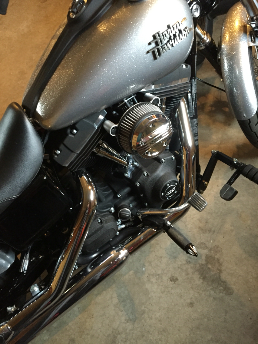 2020 street bob highway pegs