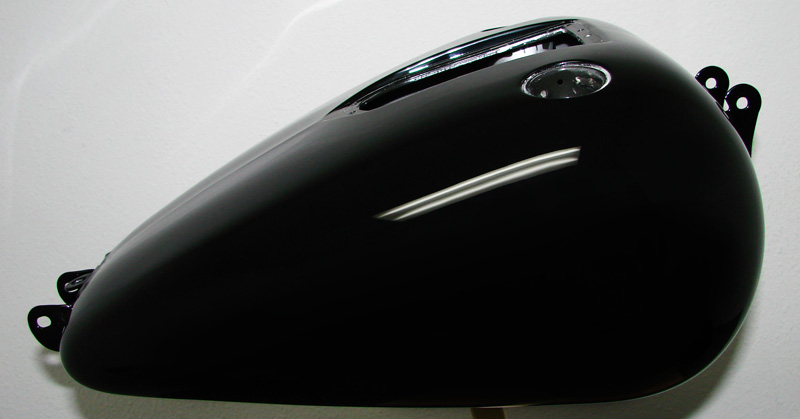 Black Fuel Tank Shield Bra Black For Harley Dyna Fat Bob FXDF Super Wide  Glide 