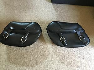 Genuine Harley Davidson Bar and Shield Leather Saddlebags-img_3744.jpg