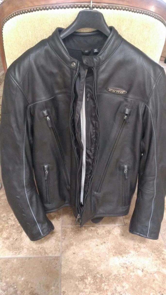 Harley Davidson Men's FXRG Leather Jacket in Great Condition 98518-05VM - Harley  Davidson Forums