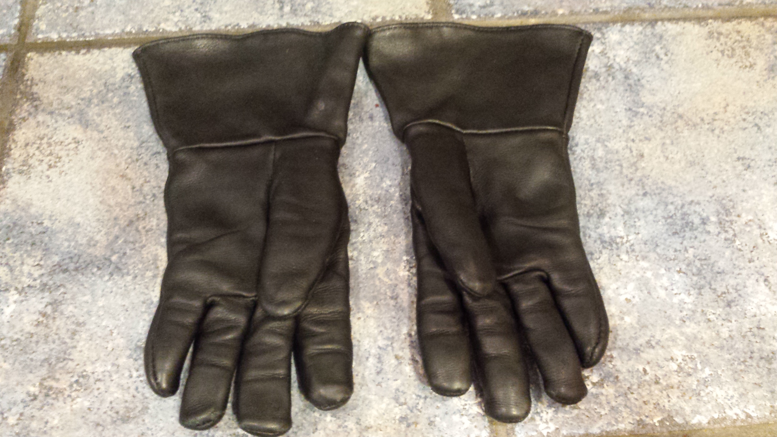 Fox Creek lined deerskin gauntlets, size LG - Harley Davidson Forums