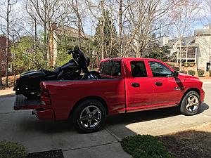 Hauling bike in truck bed.-img_1984.jpg