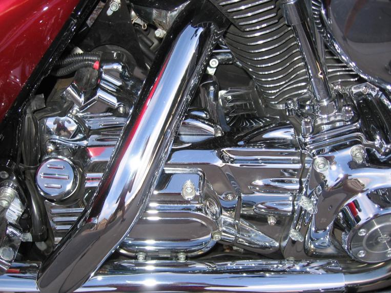 2005 road king accessories