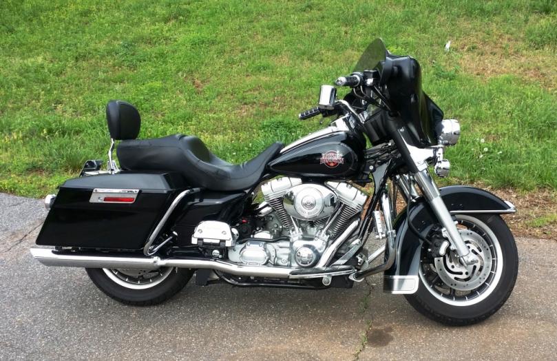 2004 Electra / Street Glide 15K Miles - Immaculate - Harley Davidson Forums