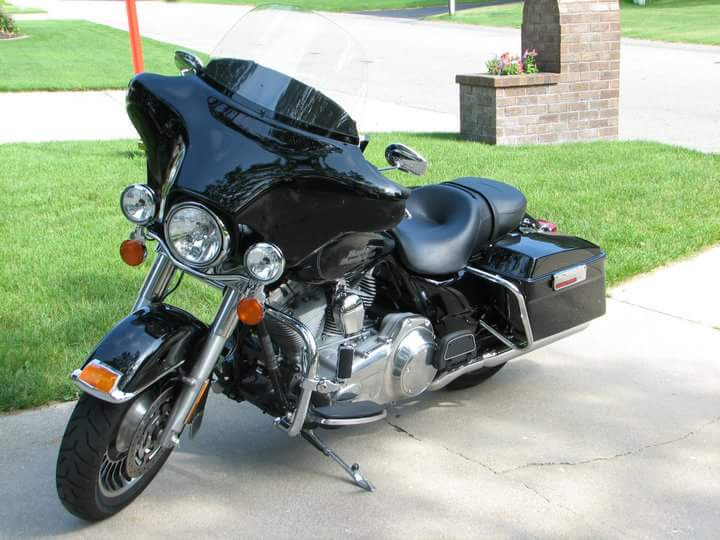 2009 Electra-Glide Standard (Vivid Black) - Harley Davidson Forums