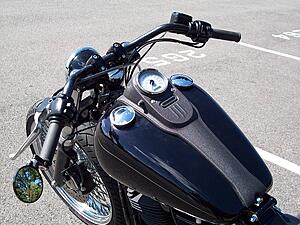 FS:  2009 Dyna Street Bob, Bobbed-4rzrp.jpg