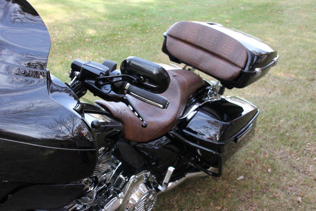 razor tour pack backrest