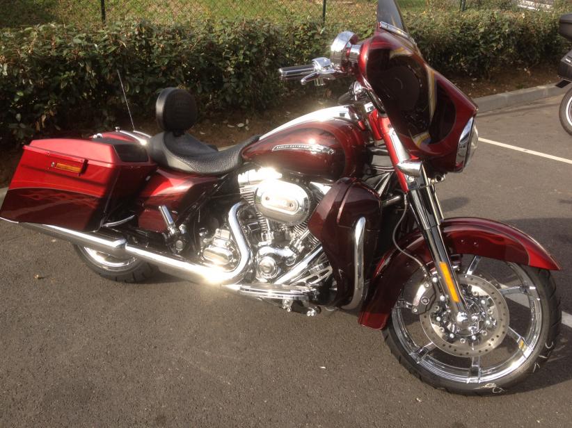 just got my 2012 CVO Street Glide - Harley Davidson Forums