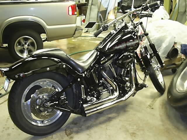 softail custom sissy bar