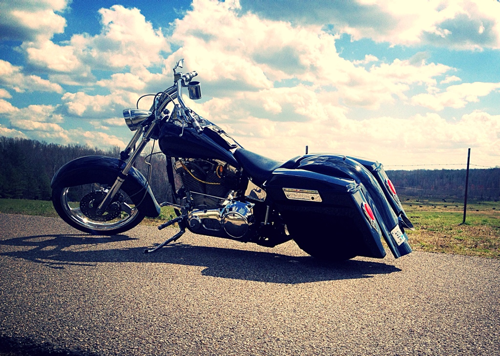 softail baggers