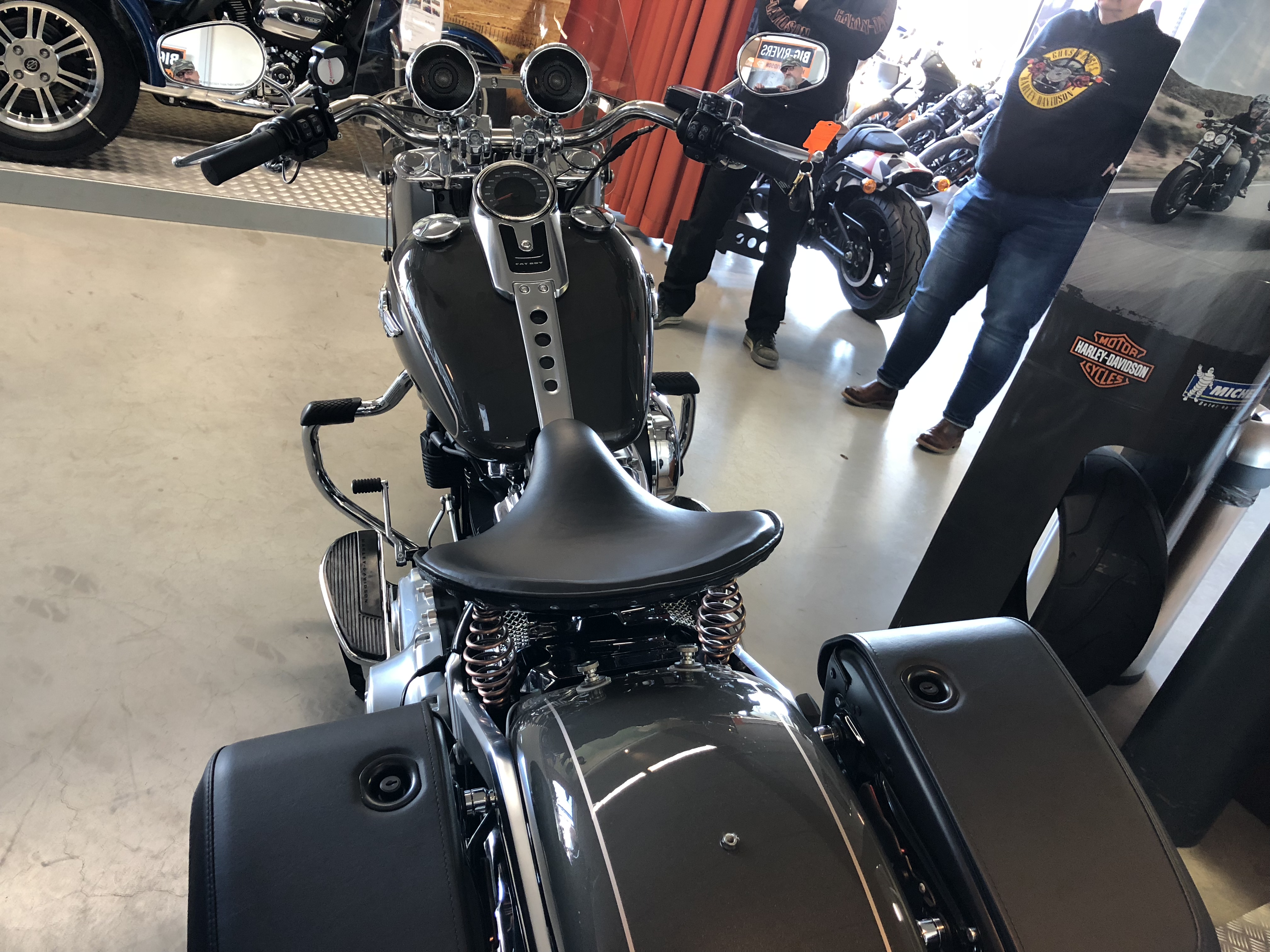 2018 fatboy solo seat