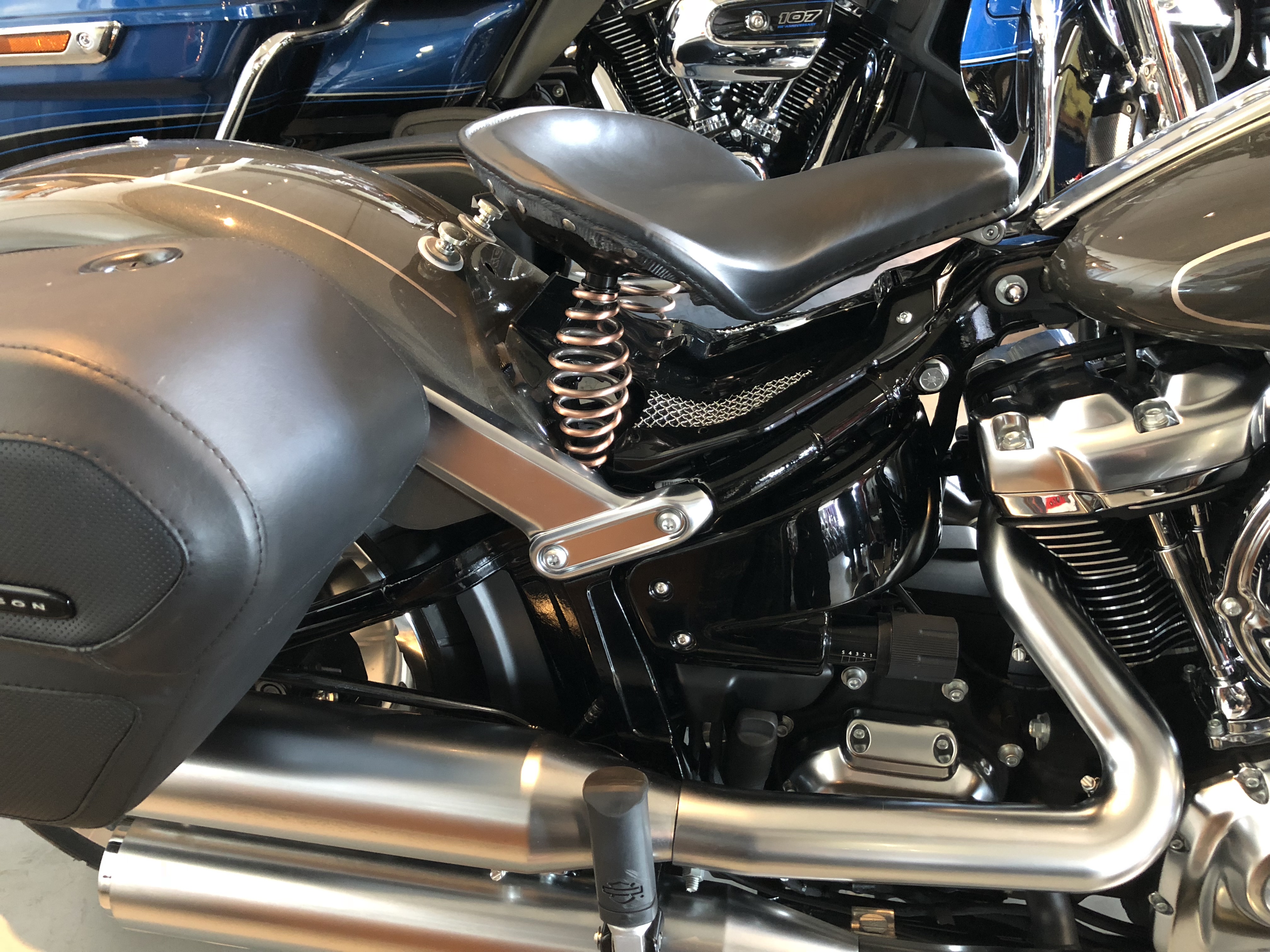 2018 fatboy solo seat