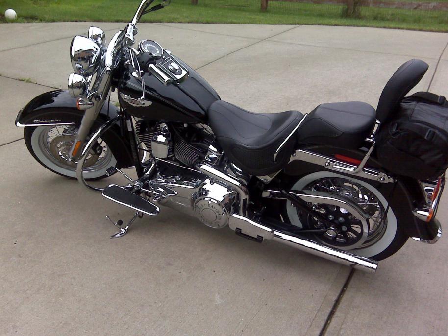 Softail Deluxe seats - Harley Davidson Forums