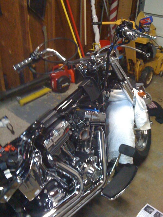 installing ape hangers on fatboy