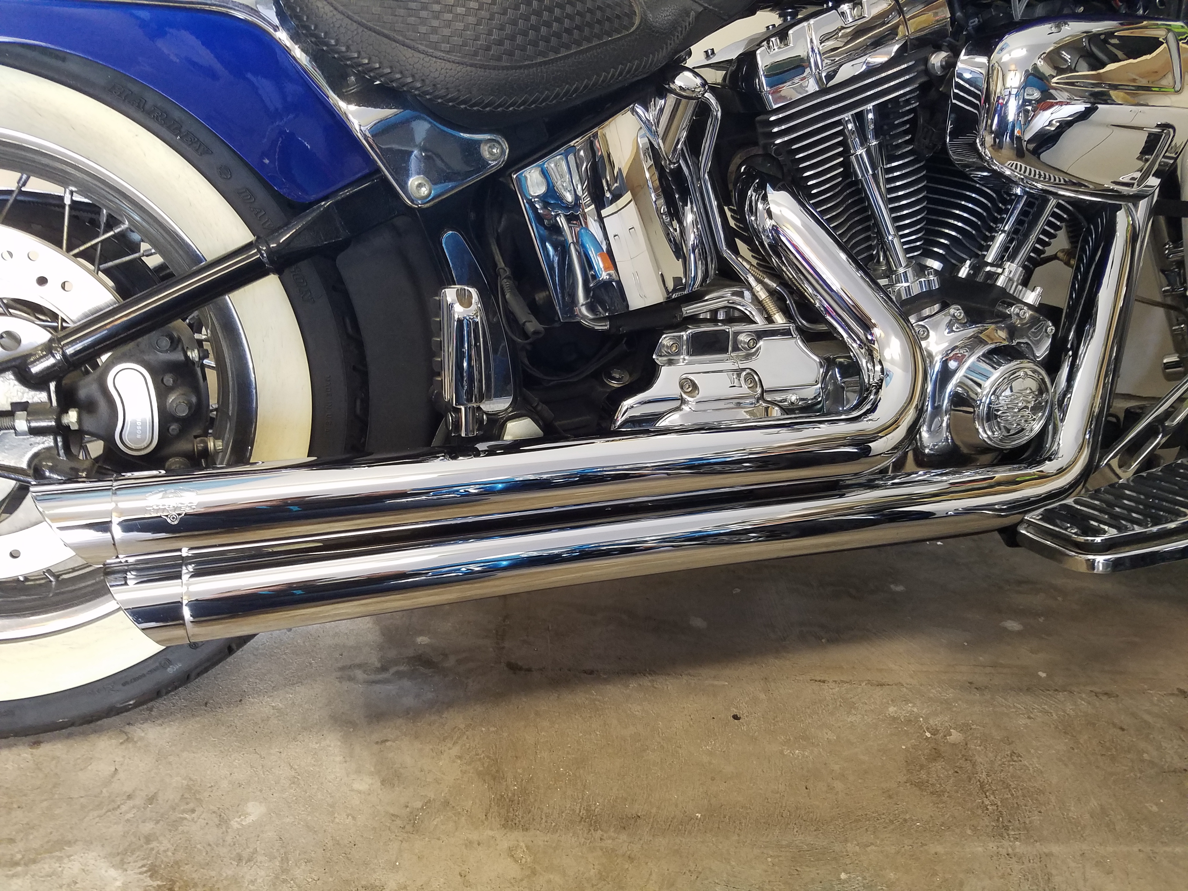 BIG SHOTS STAGGERED - Vance & Hines