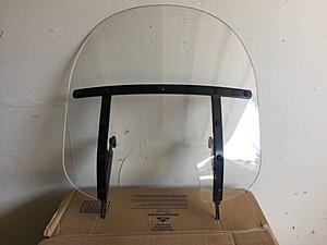 FS: Memphis Shades Windshield, 15&quot; Clear-kc2lr9x.jpg