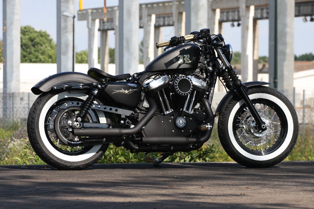 Harley Davidson Roadster Bobber Pictures