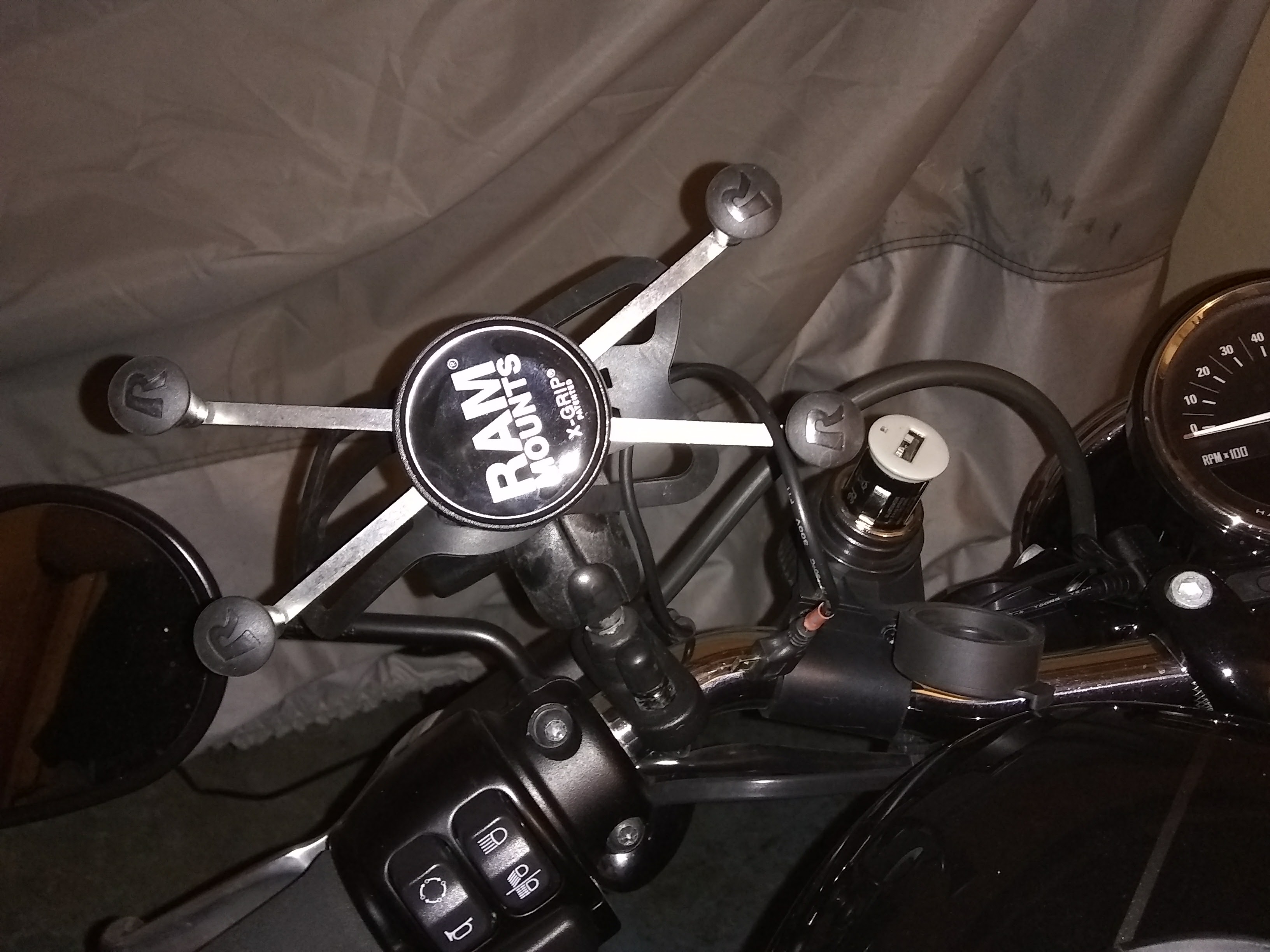 sportster usb charger