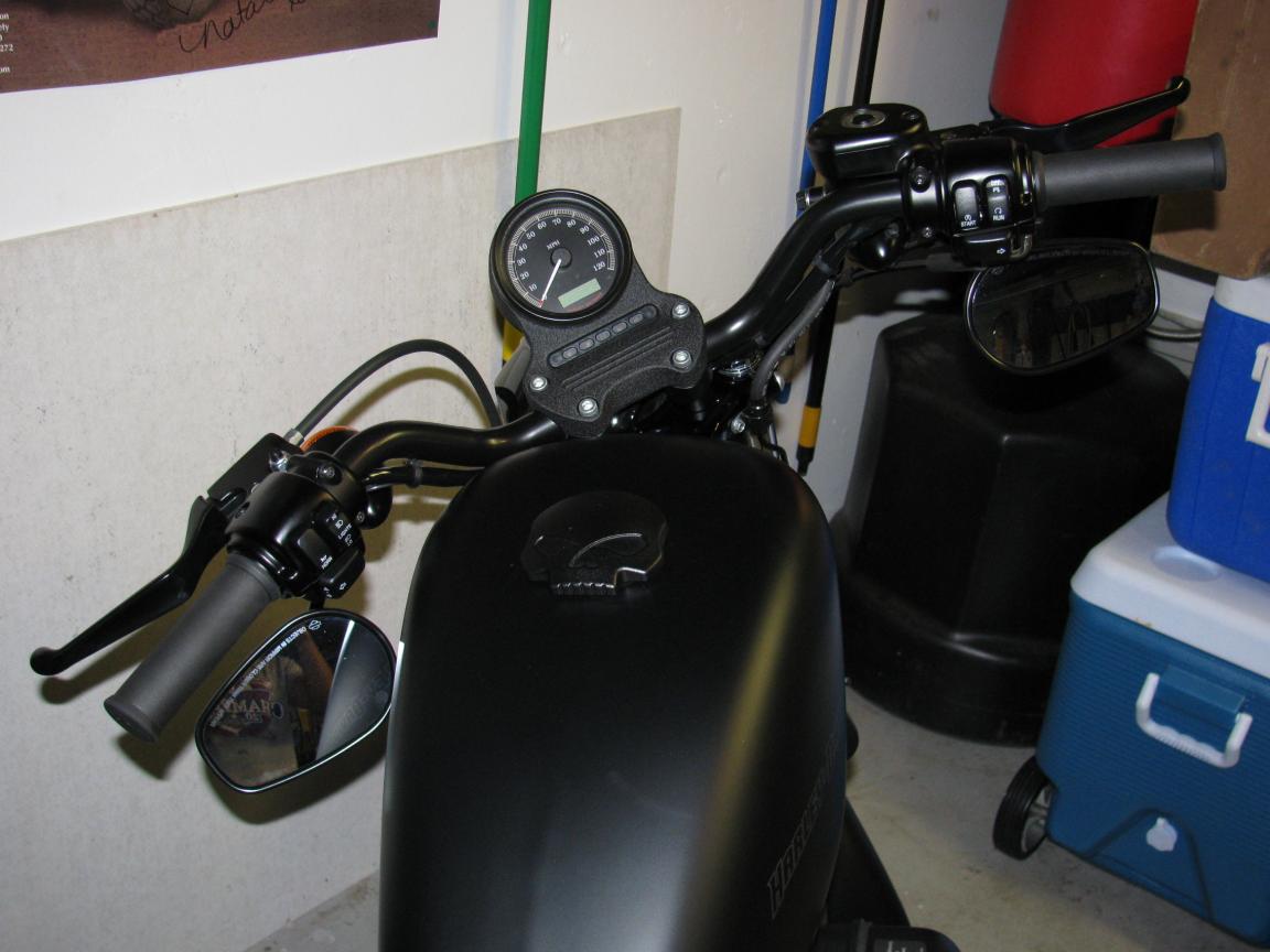 iron 883 fuel cap