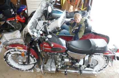 Name:  snow%20ride%20x420.jpg
Views: 66
Size:  41.4 KB