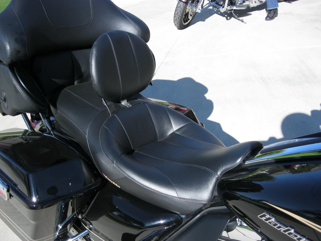 Corbin seat on 2011 Road Glide Ultra - Harley Davidson Forums