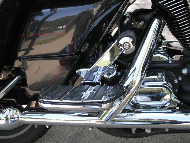 Kuryakyn 4571 Adjustable Passenger Pegs for Harley-Davidson並行