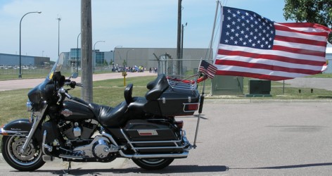 Flagpoles that can stand up to full speed - Page 2 - Harley Davidson Forums
