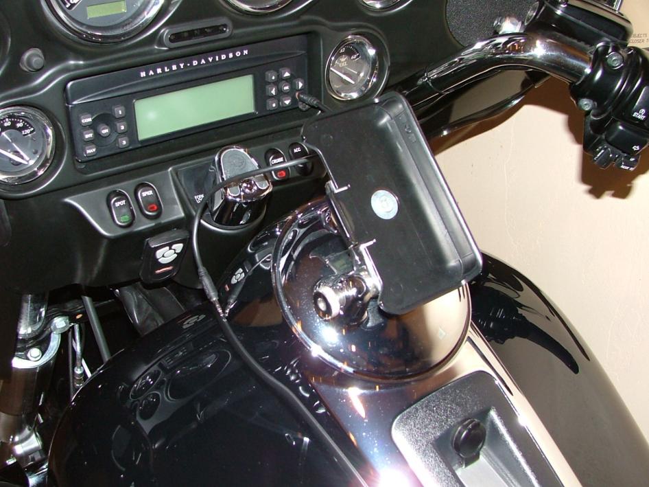 harley street glide phone mount