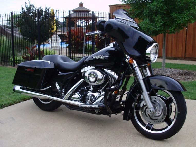 Pics of black Lindby Linbar - Harley Davidson Forums