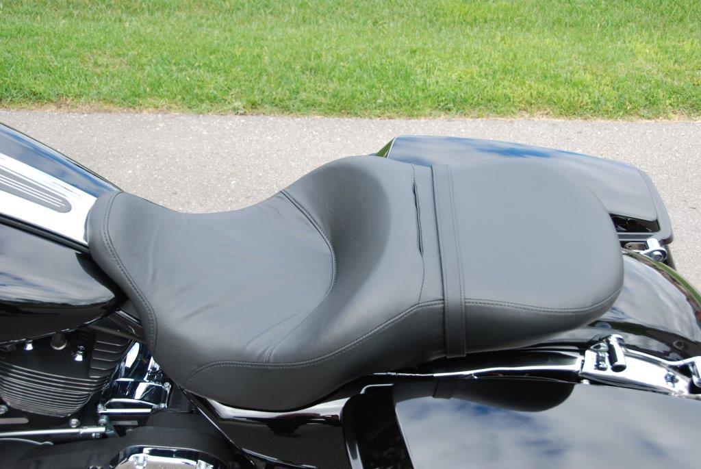 Street glide seats Harley Davidson Forums