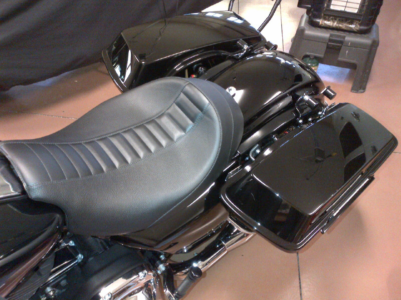 C&C solo seat on street glide anyone? - Page 3 - Harley ...