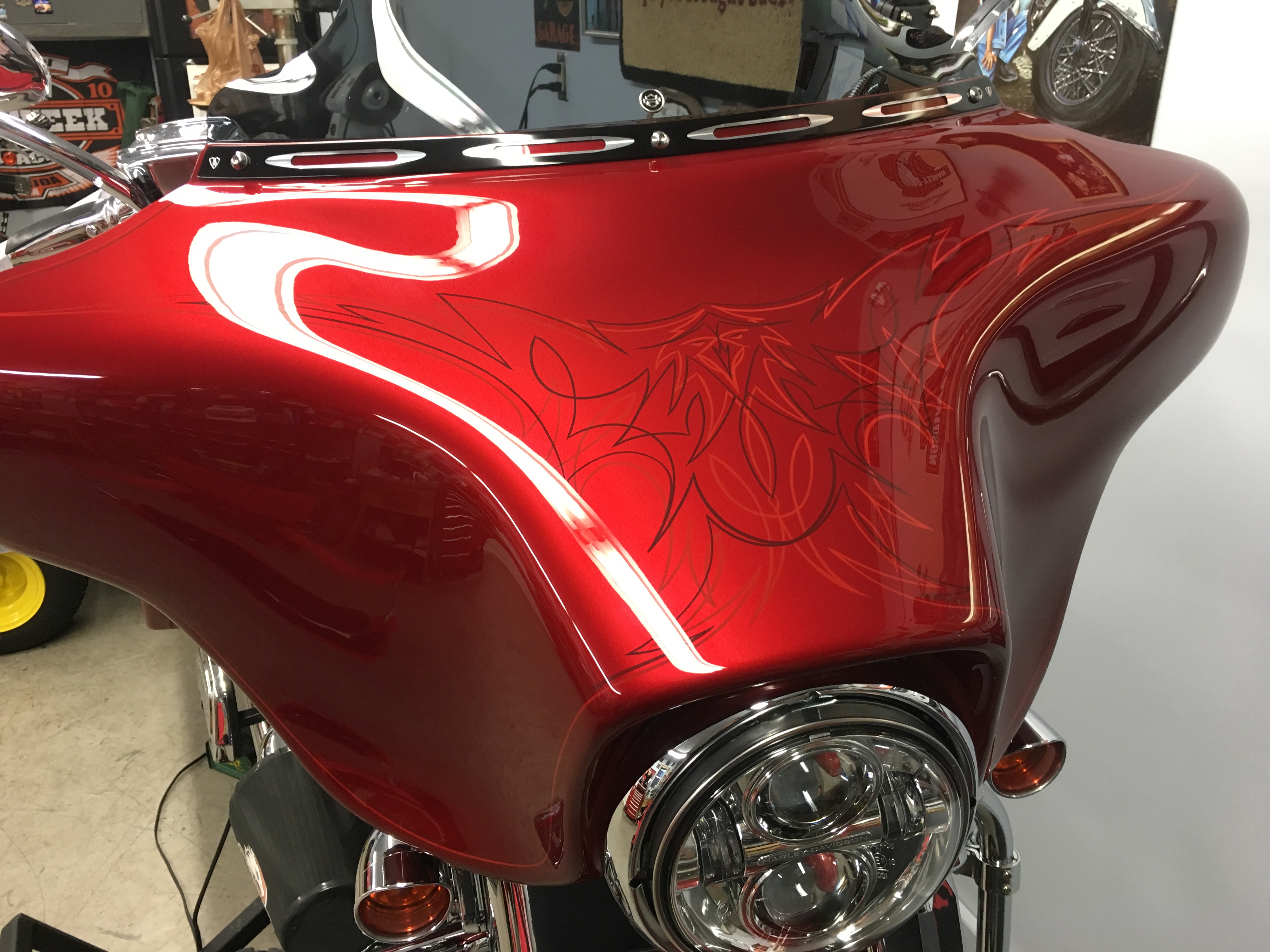 Lets see your fairing Art, Pinstriping - Harley Davidson Forums