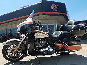 Who is riding Touring Harley for the first time?-2017-ultra-limited.jpg