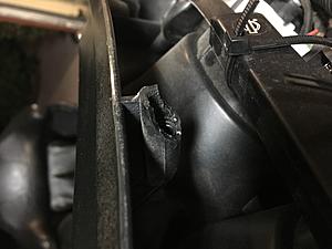 Broken Fairing Mounts-img_6099.jpg