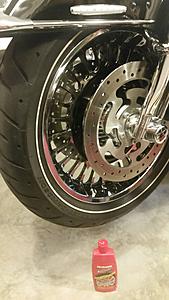 What did you do to your bagger today?-harley-wheel.jpg