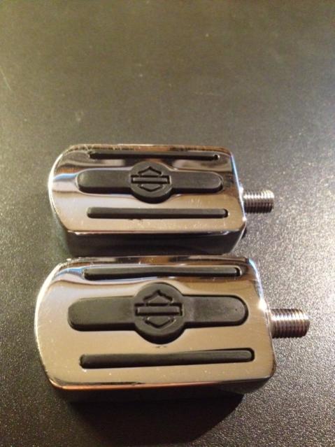 2 Harley-Davidson Chrome and Rubber Shifter Pegs PN: 34608-95