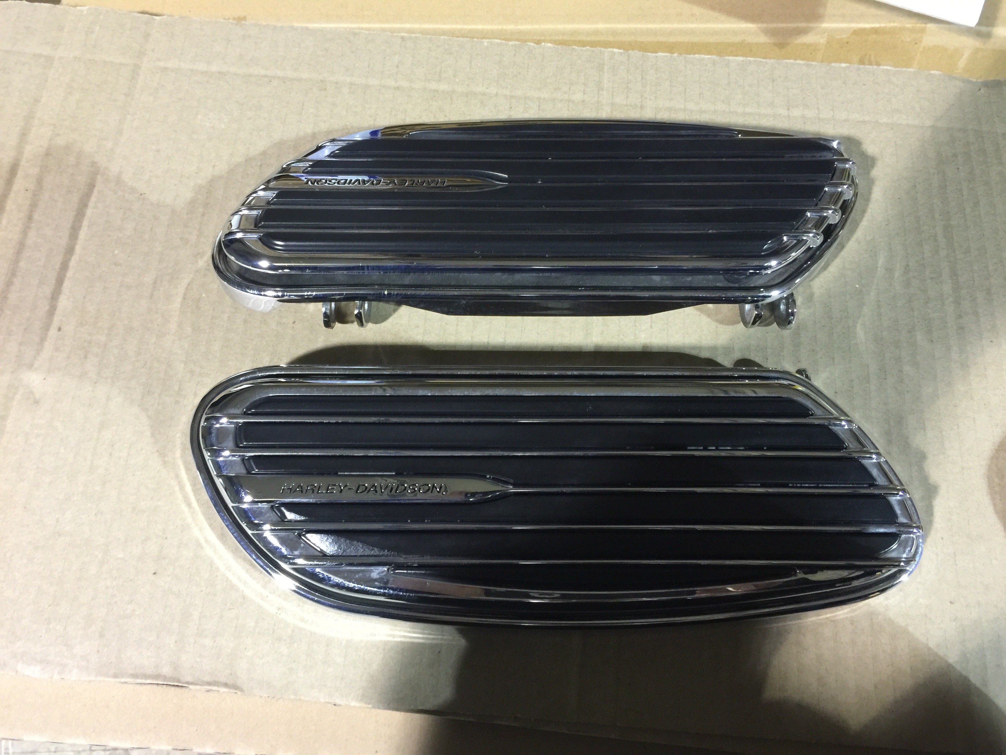 Stealth Collection rider floorboards - Harley Davidson Forums