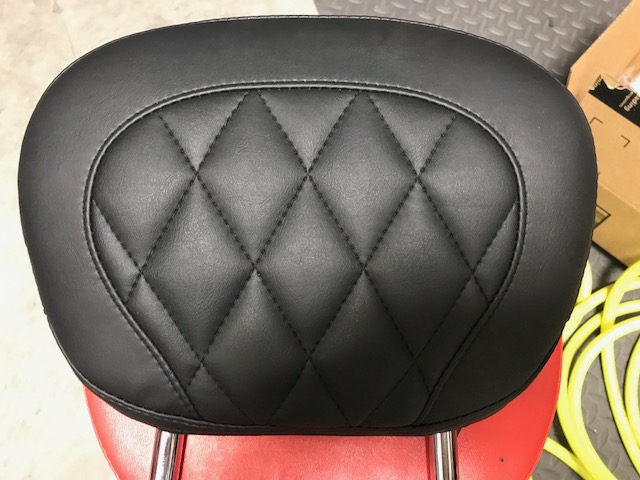 diamond stitch sissy bar pad