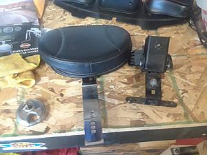 Kuryakn plug in driver backrest-20170906_171918.jpg