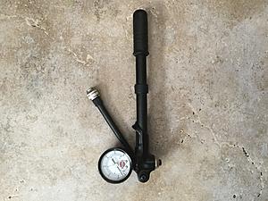 Touring suspension hand air pump-image.jpg