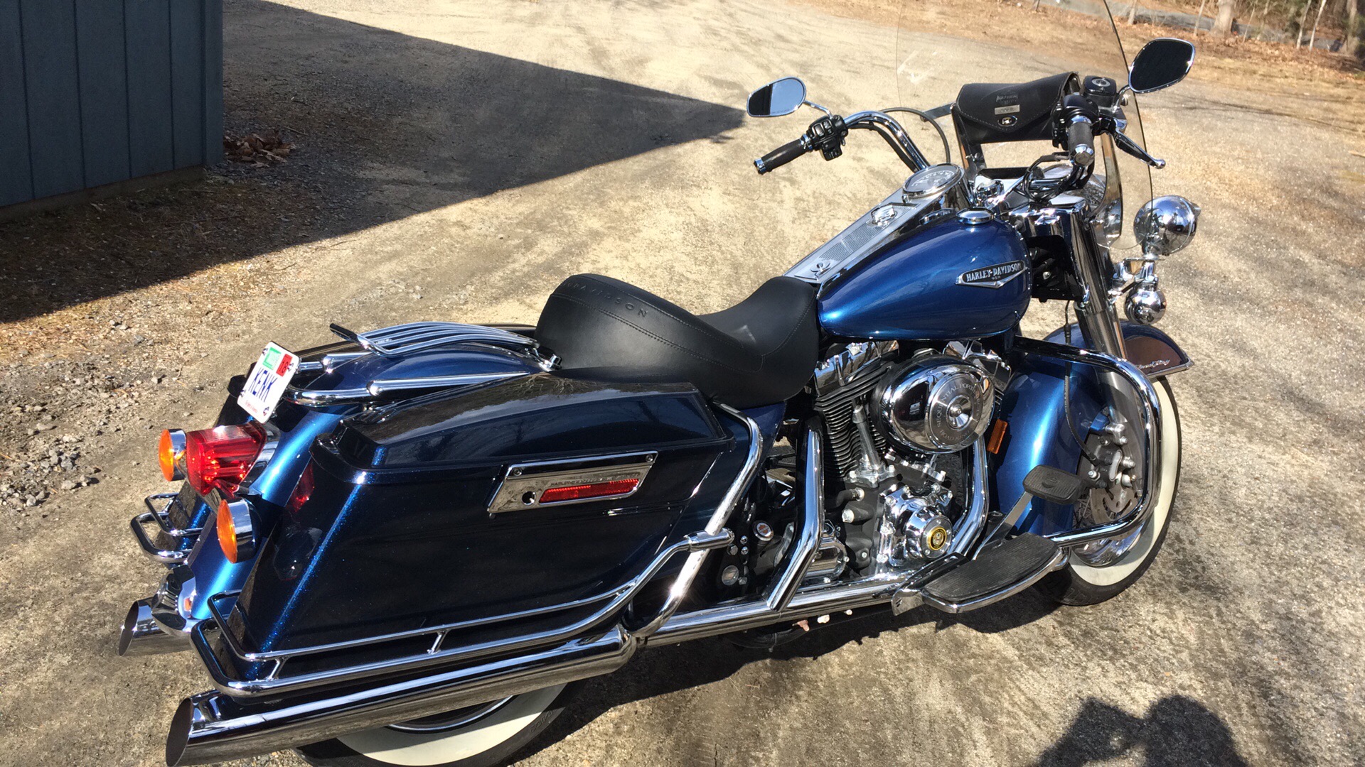 Big blue pearl discount saddlebags