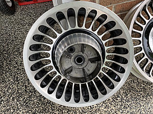 FS: 2009 Road King OEM 28 spoke wheels (F&amp;R)-photo739.jpg